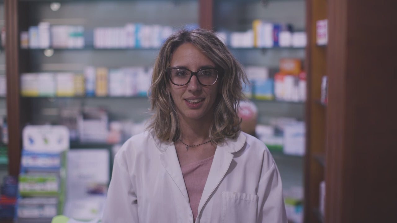 Carica il video: 